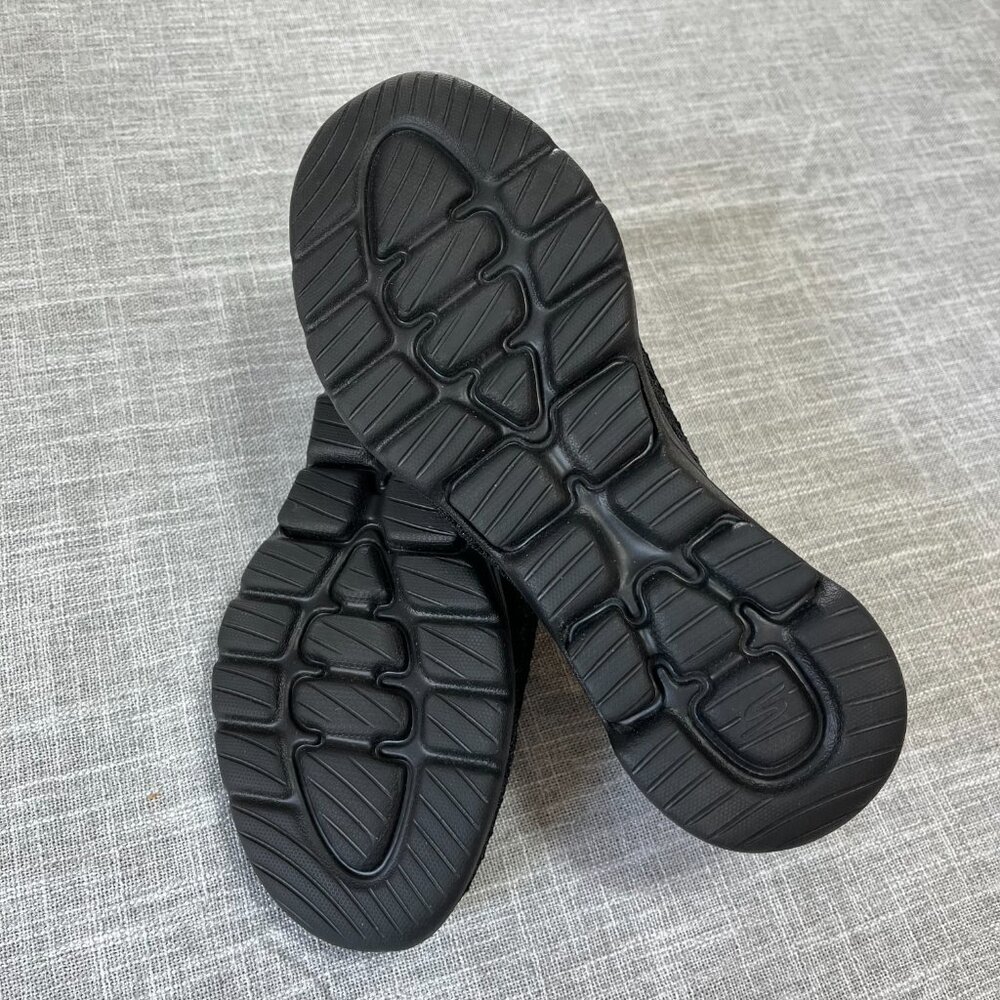 Sketchers Air Cooled Ultra Go Black Slip-on Sneaker Size 6.5 - Picture 2 of 7